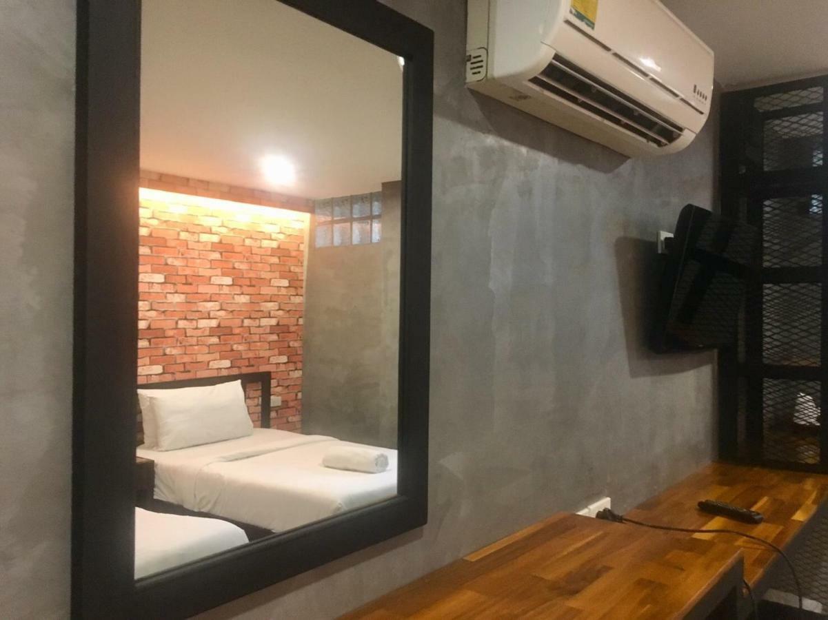 Ton Aor Place Hotel Bangkok Kültér fotó