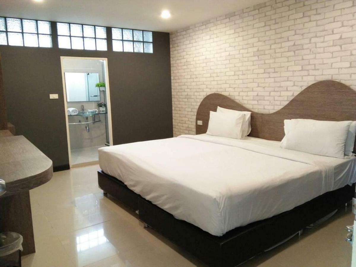 Ton Aor Place Hotel Bangkok Kültér fotó