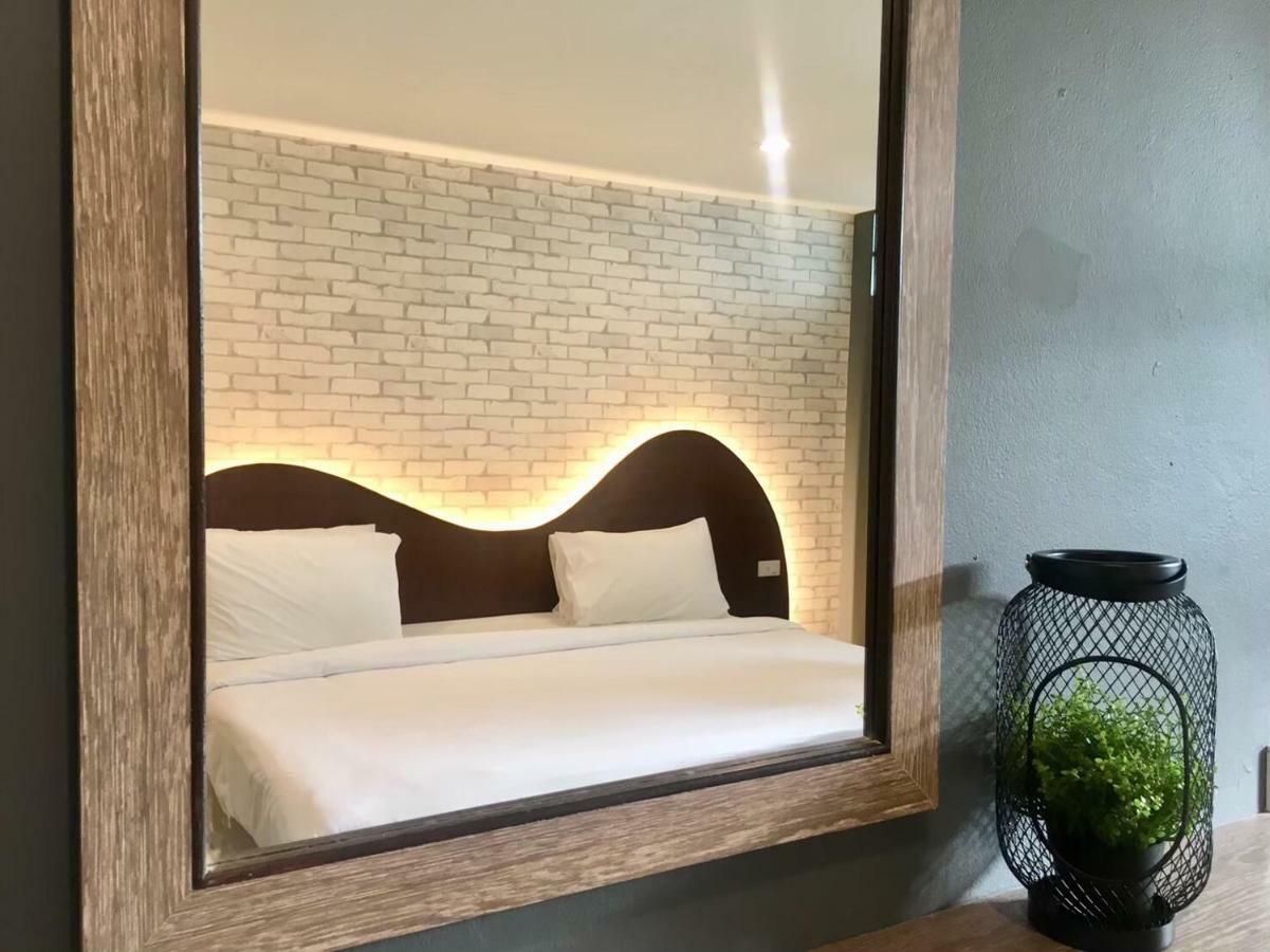 Ton Aor Place Hotel Bangkok Kültér fotó