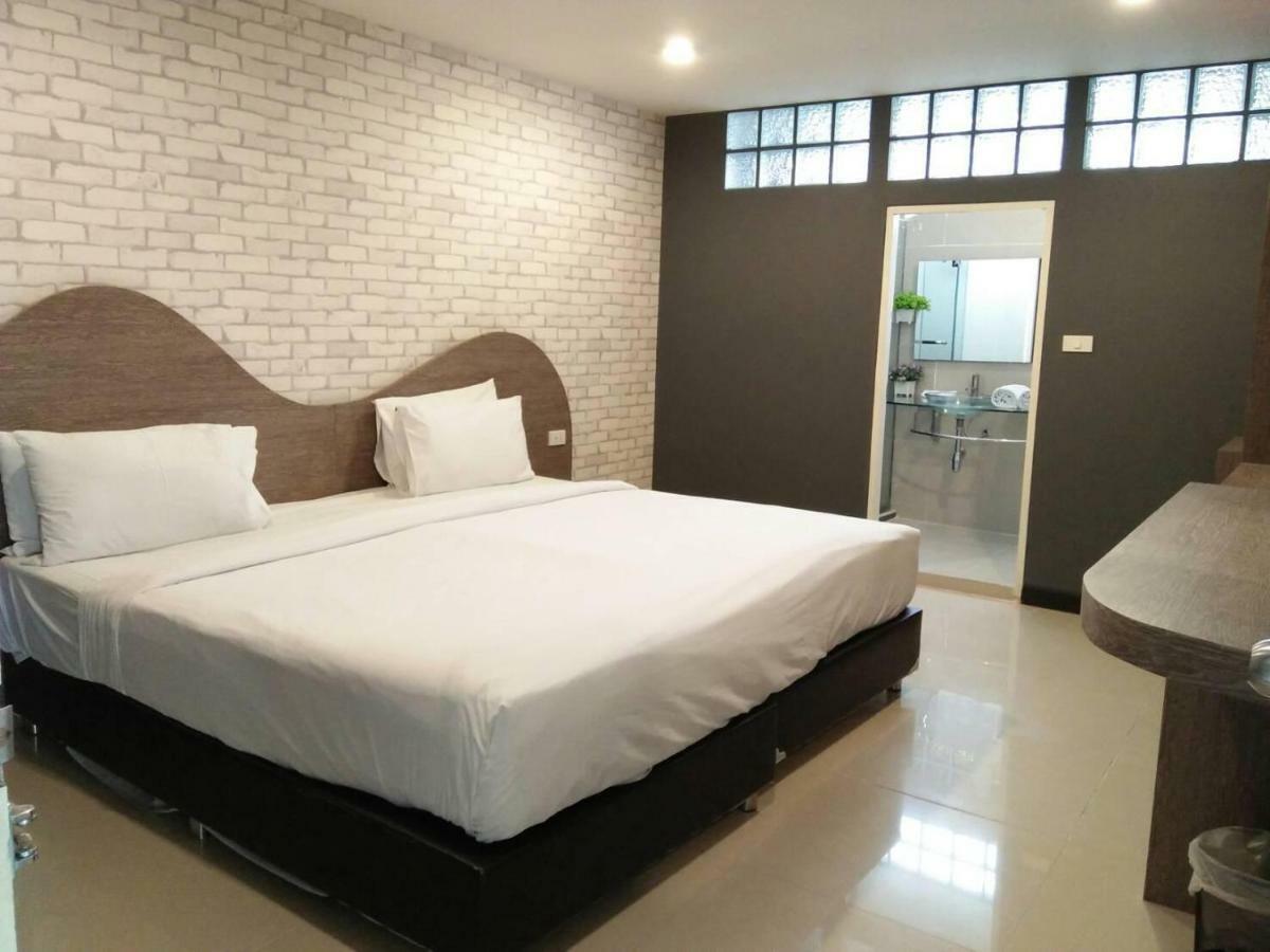 Ton Aor Place Hotel Bangkok Kültér fotó